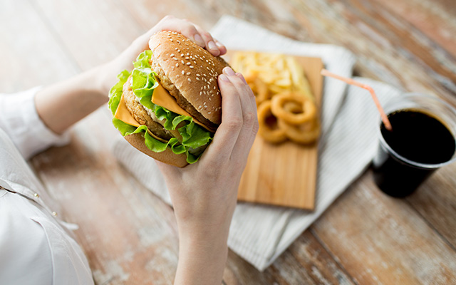 المأكولات السريعة